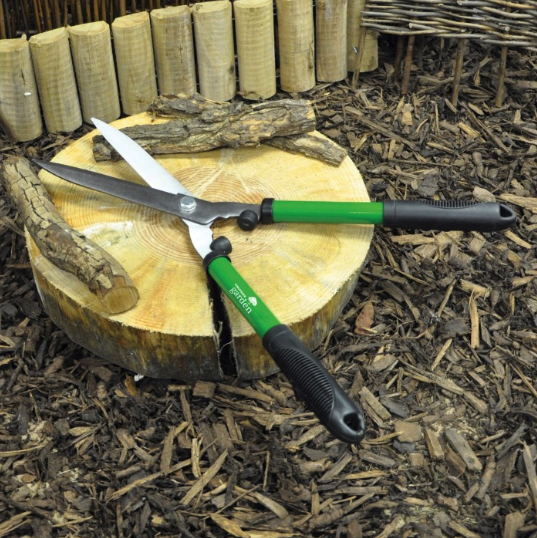 Cutting and Pruning Tools