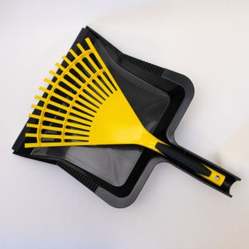 The Bulldozer! Heavy Duty Lawn & Leaf Garden Rake complete with Handle