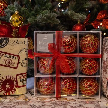 Christmas Tree Decorations - Red Patterned Baubles - Pack of 9