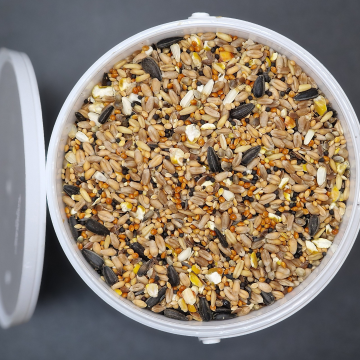 Incredible Crumble Super Seed Blend for Wild Birds - 2.5 litre Tub