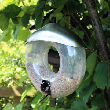 Deluxe Donut Bird Seed Feeder