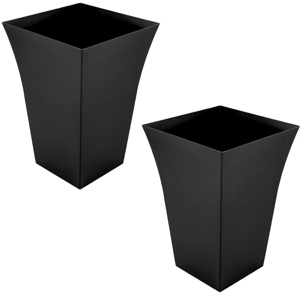 Black plastic planters discount