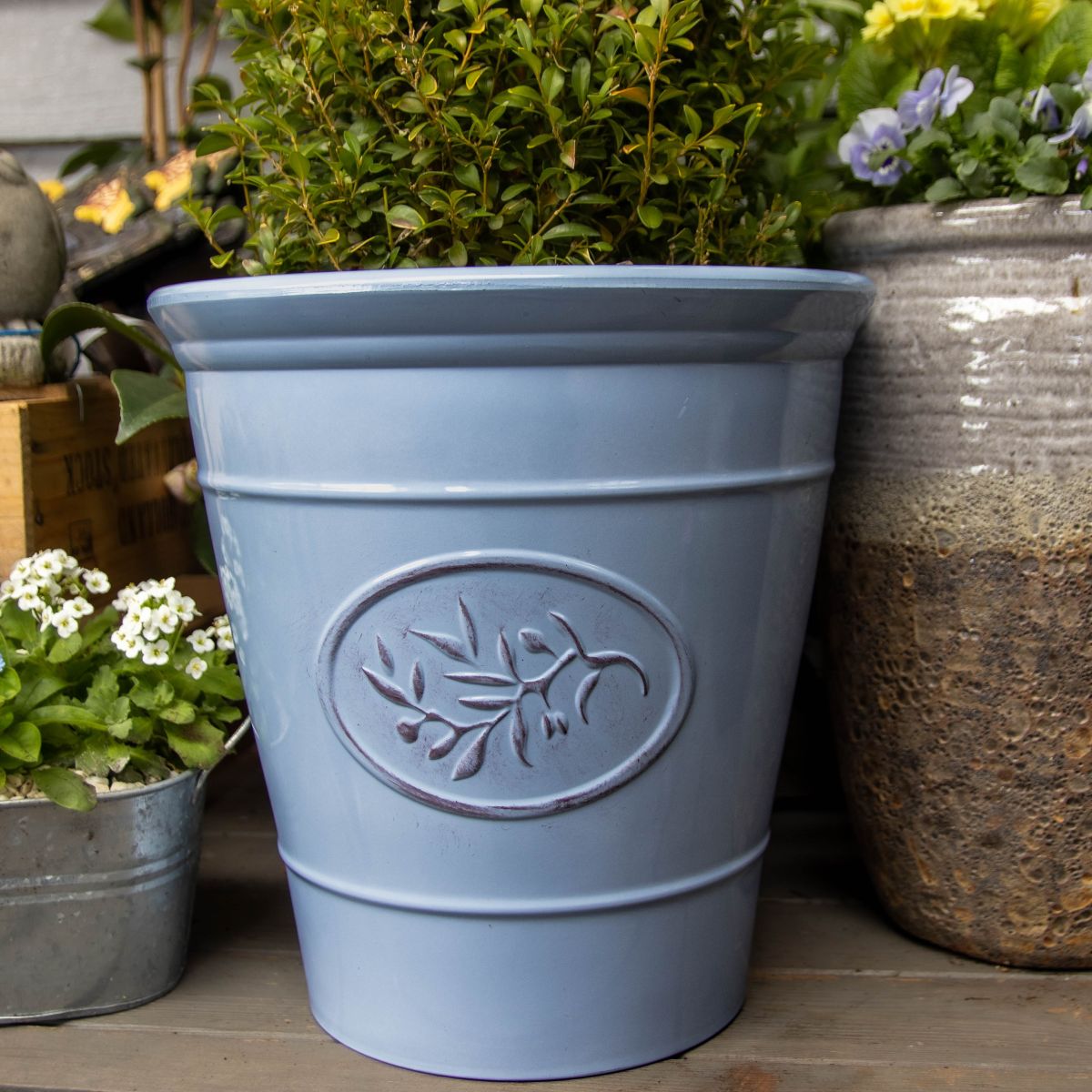 Blue flower pots top