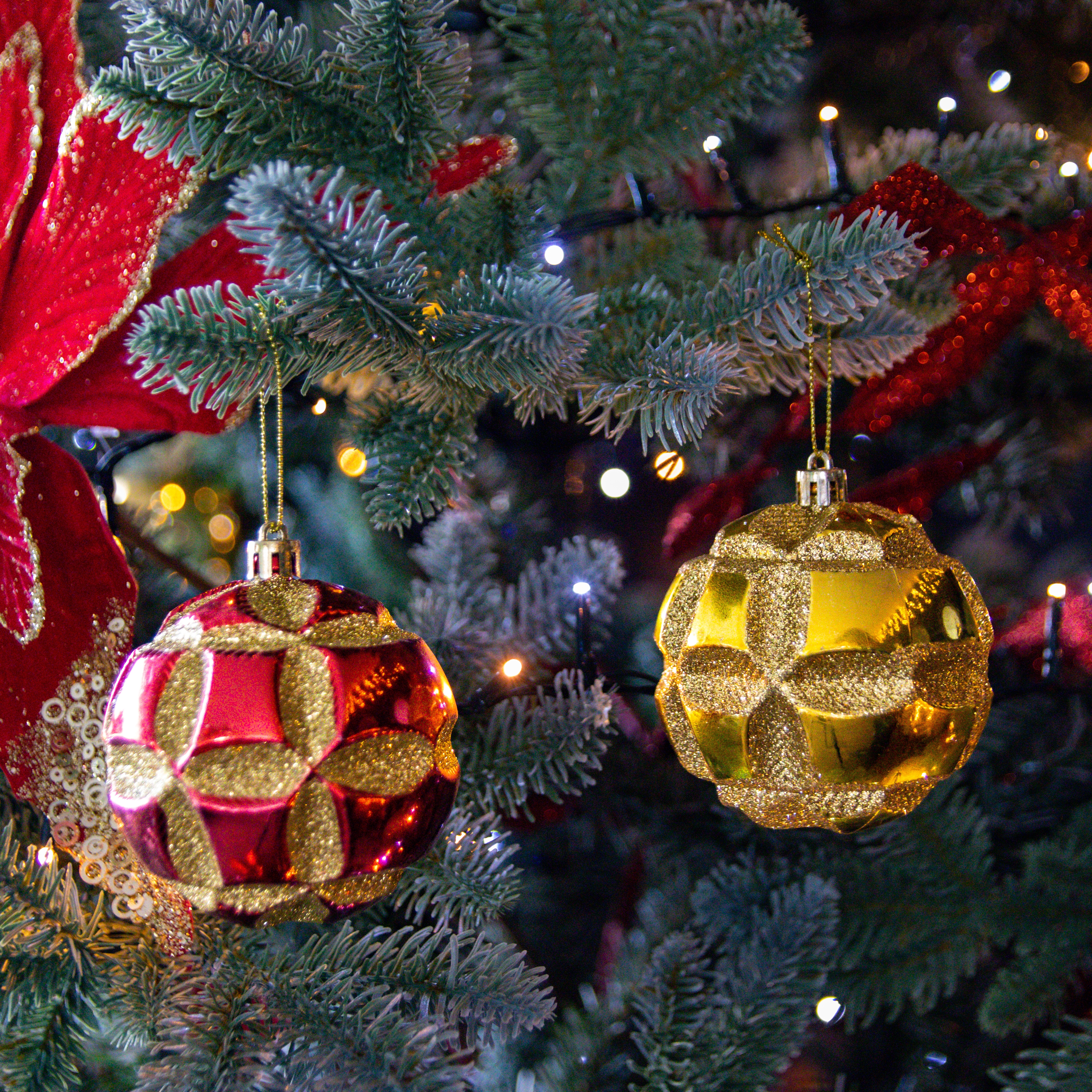 Assorted Gold and Red Glitter Baubles - Pack of 12 - Christmas Tree Decoration