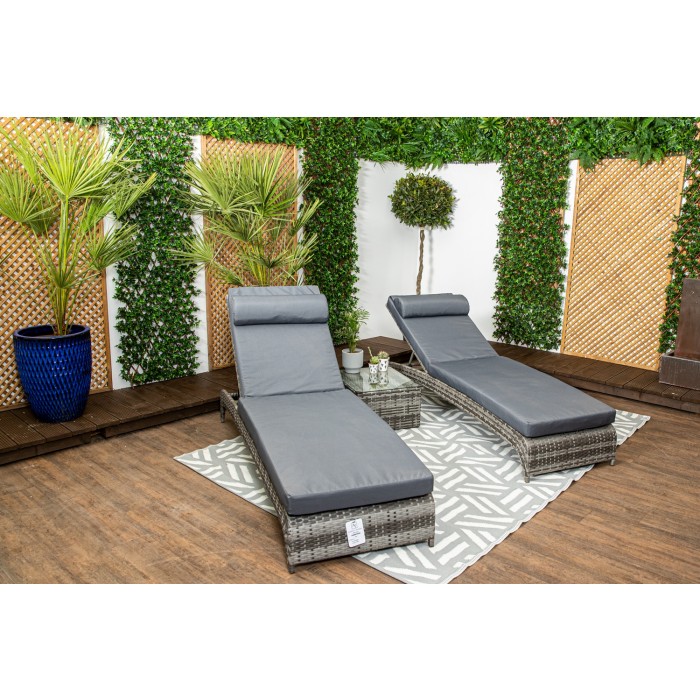 Savona Luxury Loungers GRY Pair of Grey Rattan Sun Loungers with