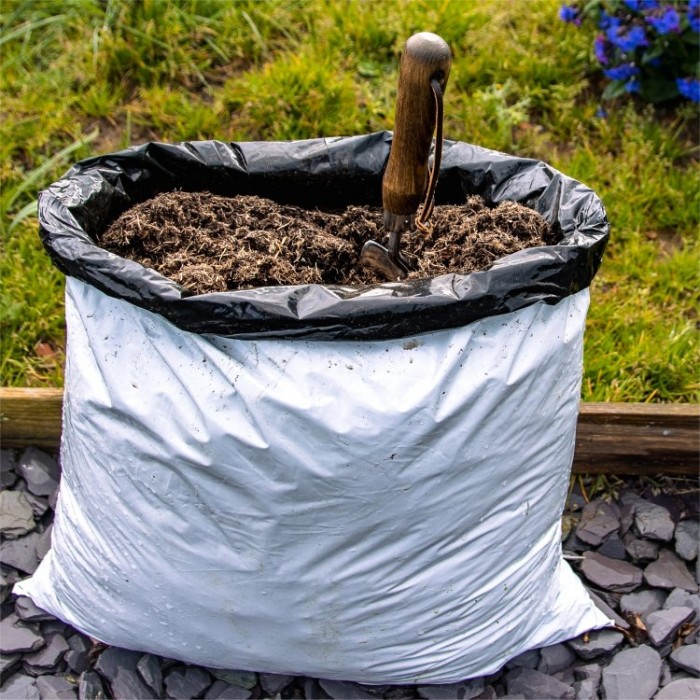 The WHITE BAG Premium Professional Multipurpose Compost 40 Litre Bag