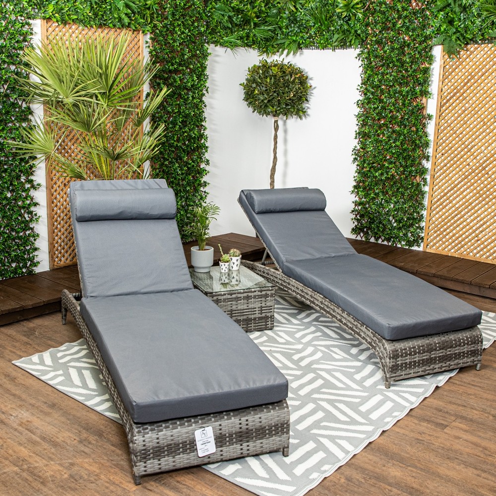 Savona Luxury Loungers GRY Pair of Grey Rattan Sun Loungers with